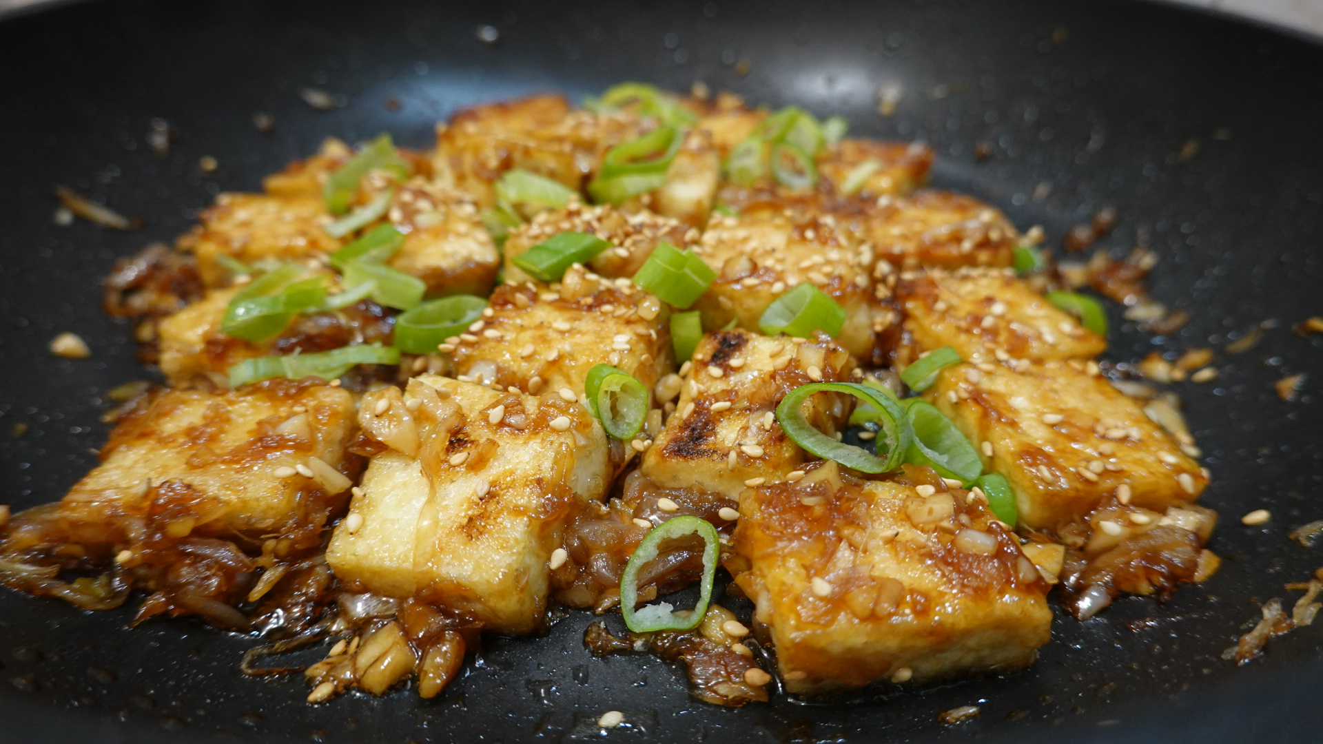 Tofu croccante caramellato